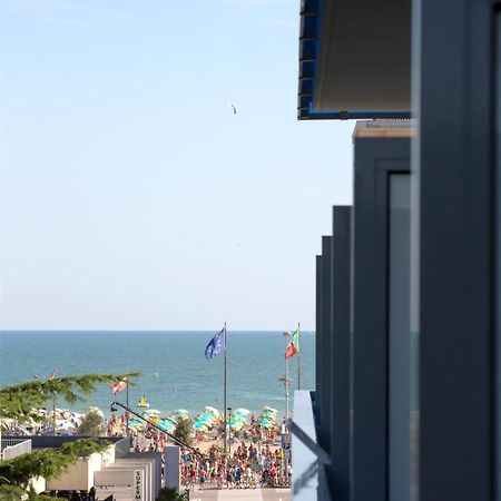 Hotel Montreal Bibione Ngoại thất bức ảnh