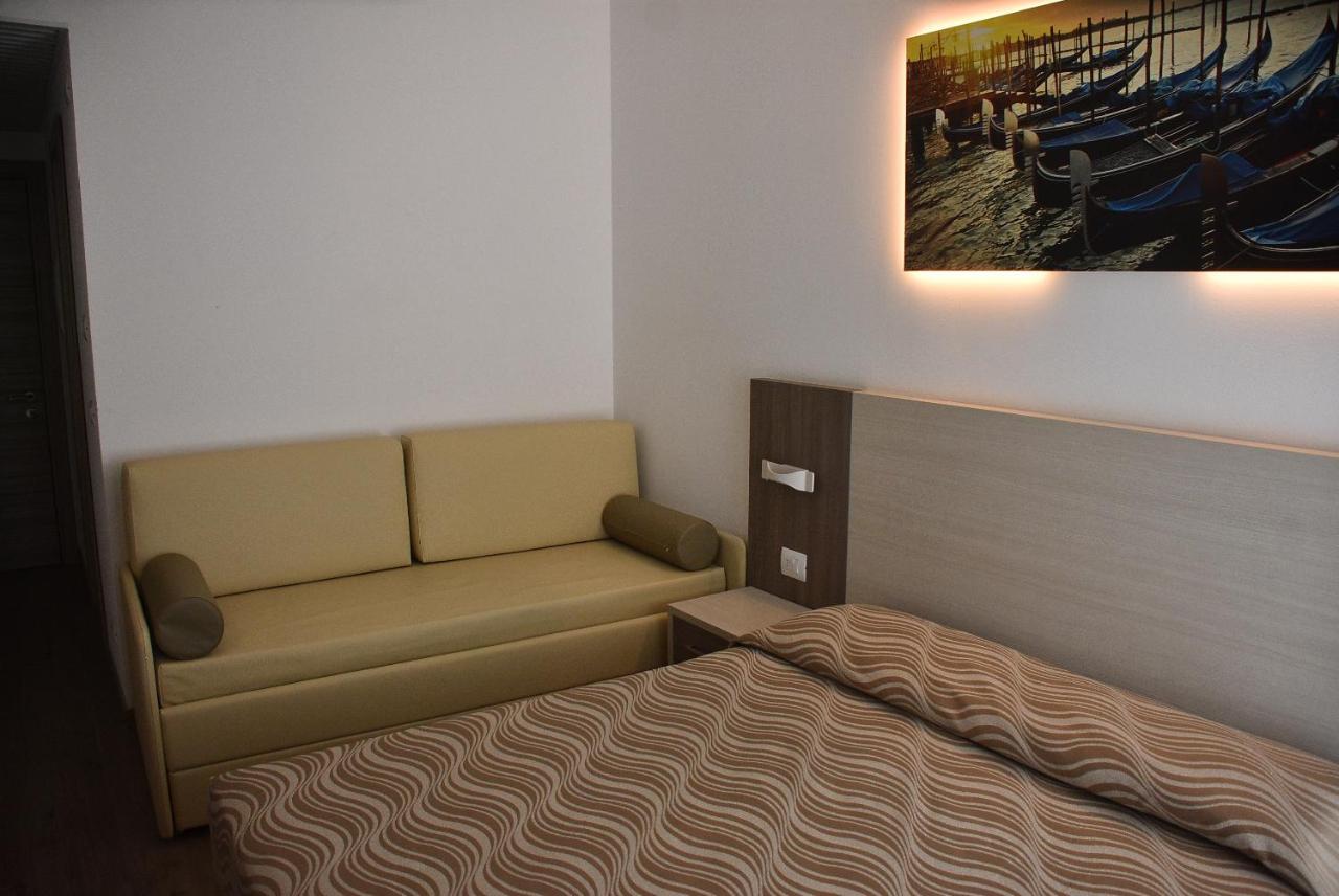 Hotel Montreal Bibione Ngoại thất bức ảnh